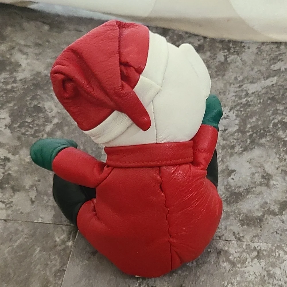 Wilsons The Leather Experts 100% Leather Christmas Bear 5